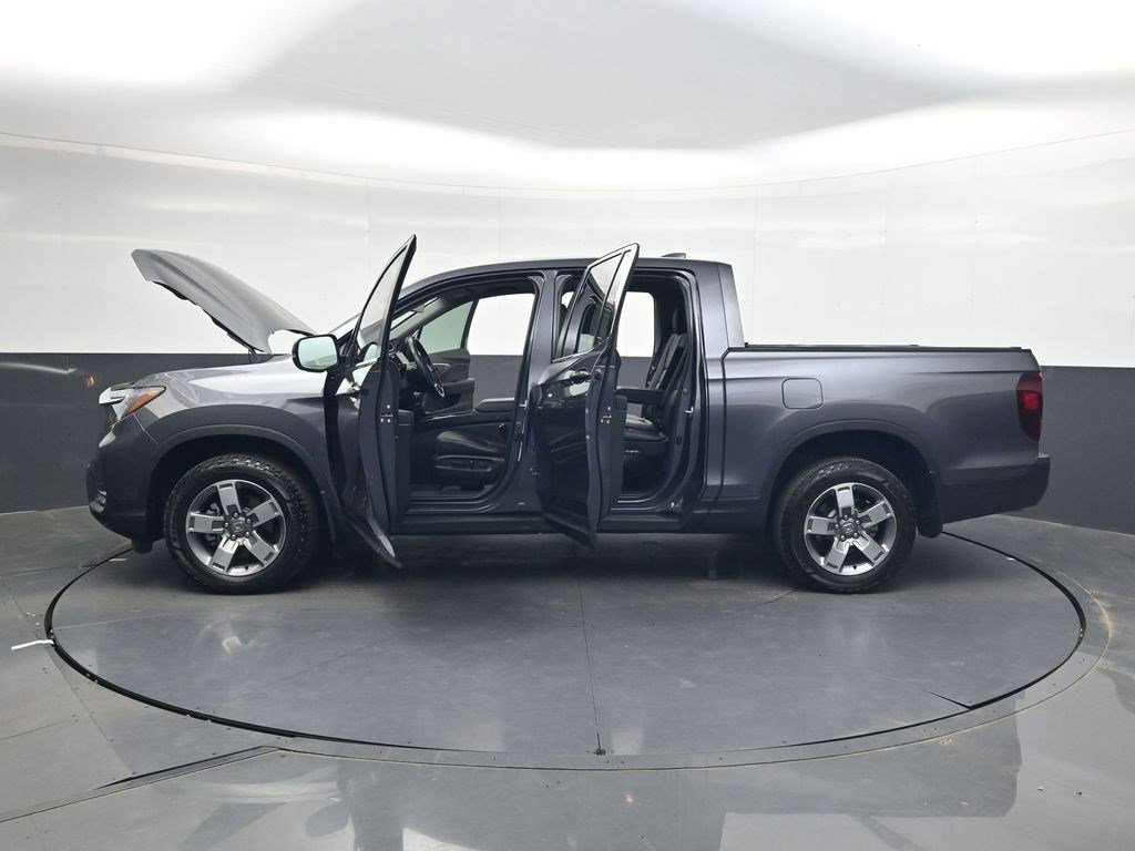 Certified Used 2024 Modern Steel Metallic Honda RTL image 33