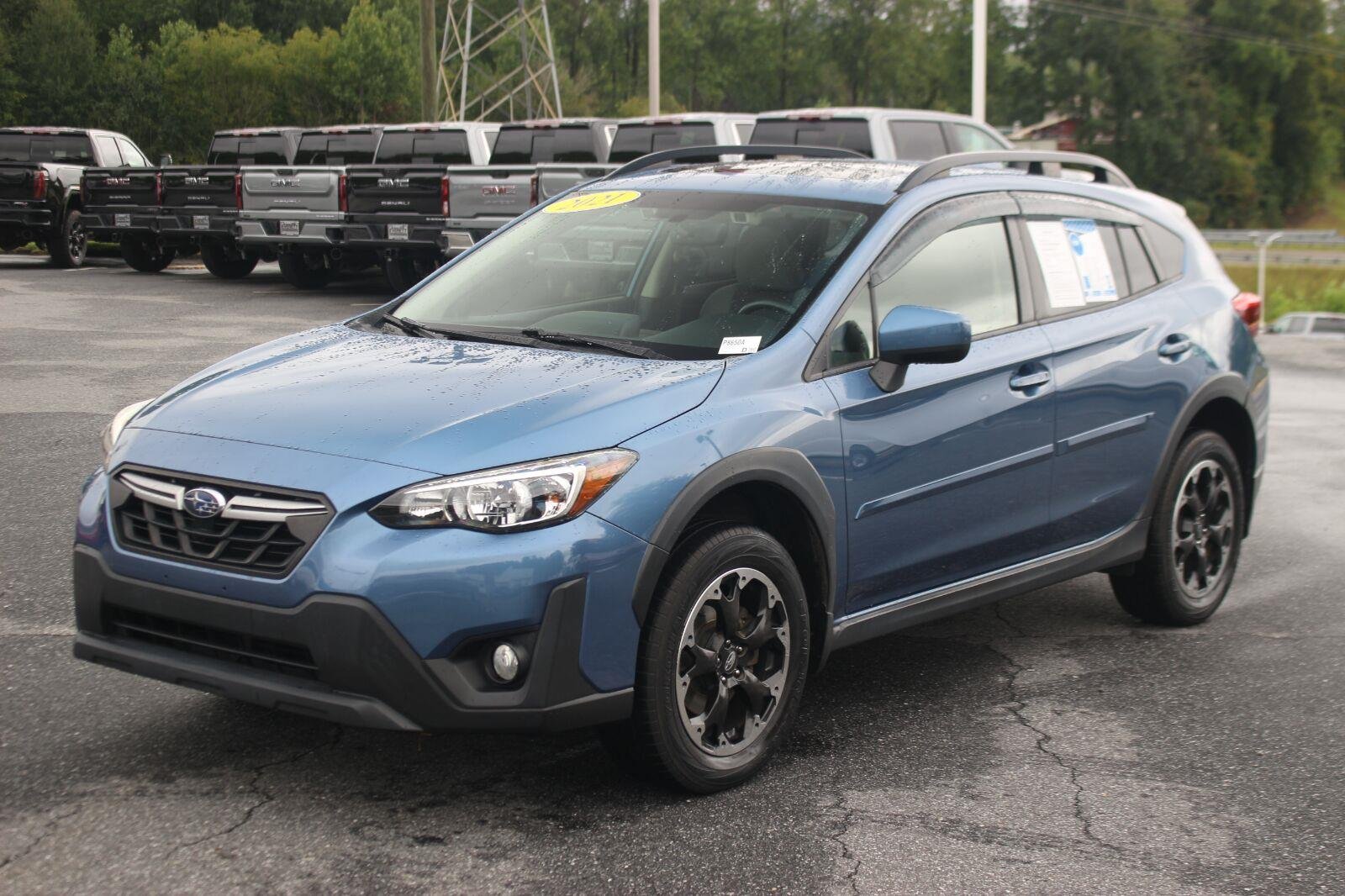 Used 2021 Black Subaru Premium image 3