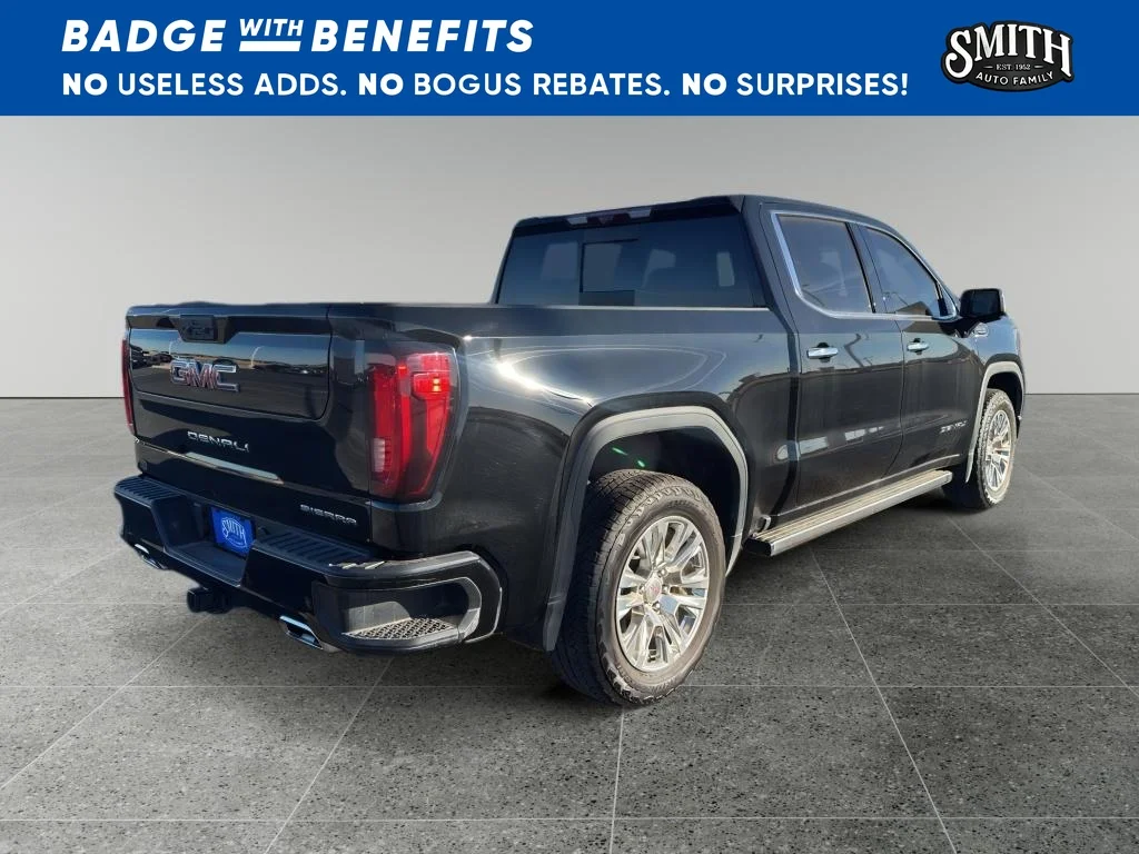 Used 2025 Onyx Black GMC Denali image 5