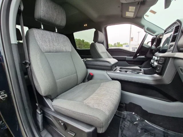 Used 2023 Blue Ford XLT image 34