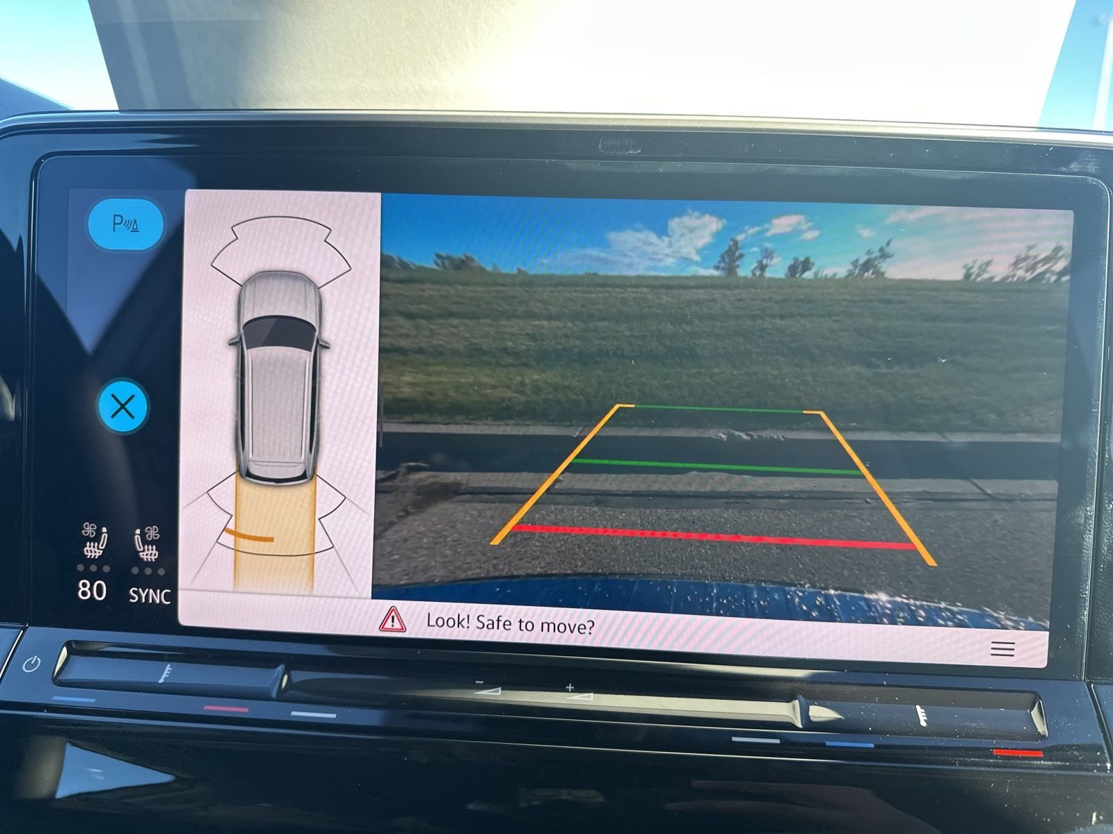 2026 Volkswagen Atlas SE w/Tech - Photo 25