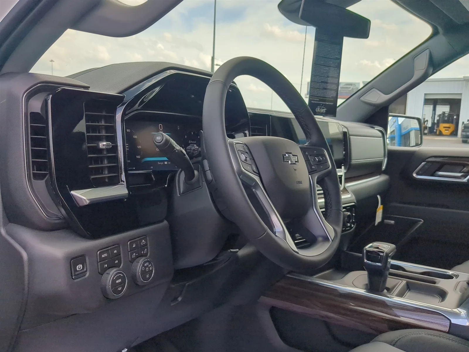 New 2026 Summit White Chevrolet RST image 10