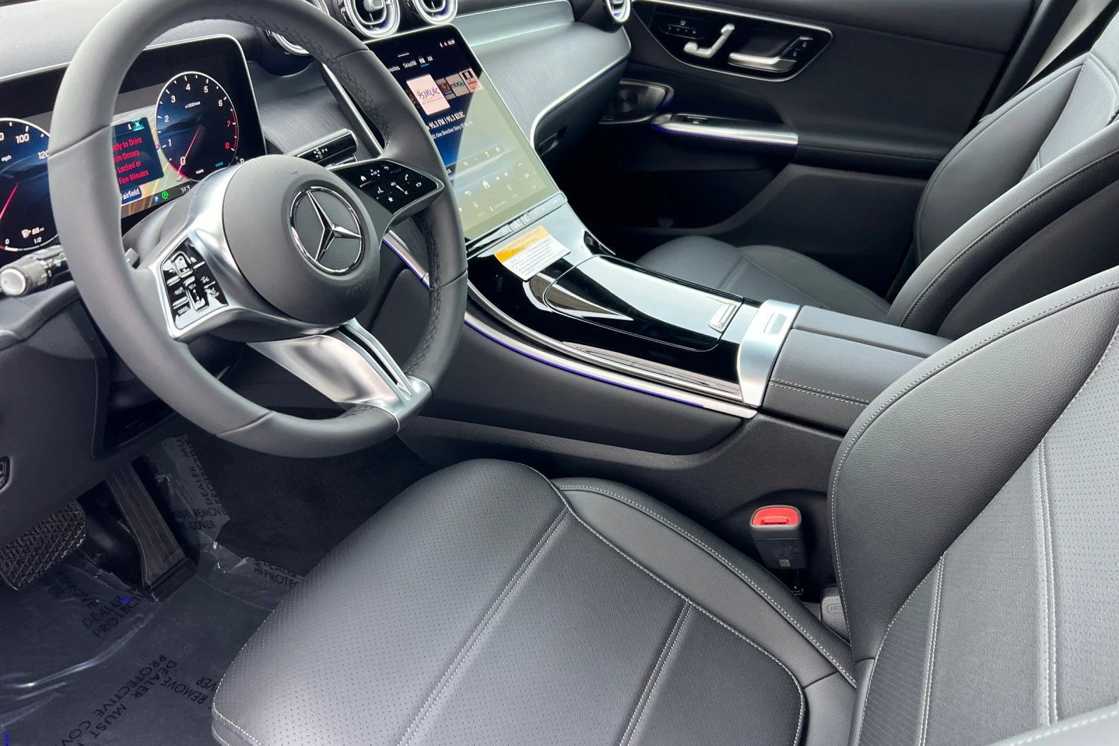 Certified Used 2026 White Mercedes-Benz GLC 300 image 14