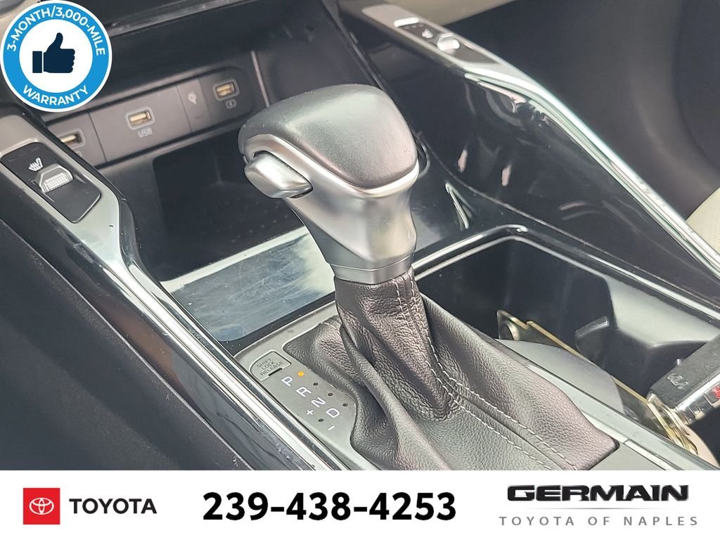 Used 2022 Gray Kia SX image 27
