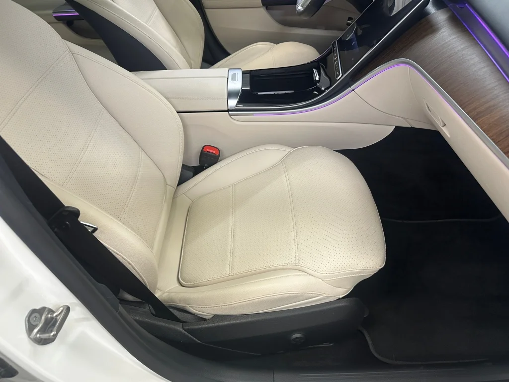 2022 Mercedes-Benz C-Class Sedan C 300 - Photo 28