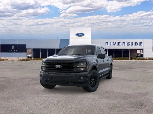 New 2026 Agate Black Metallic Ford XLT image 2