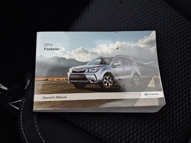 Used 2015 Black Subaru 2.5i image 25