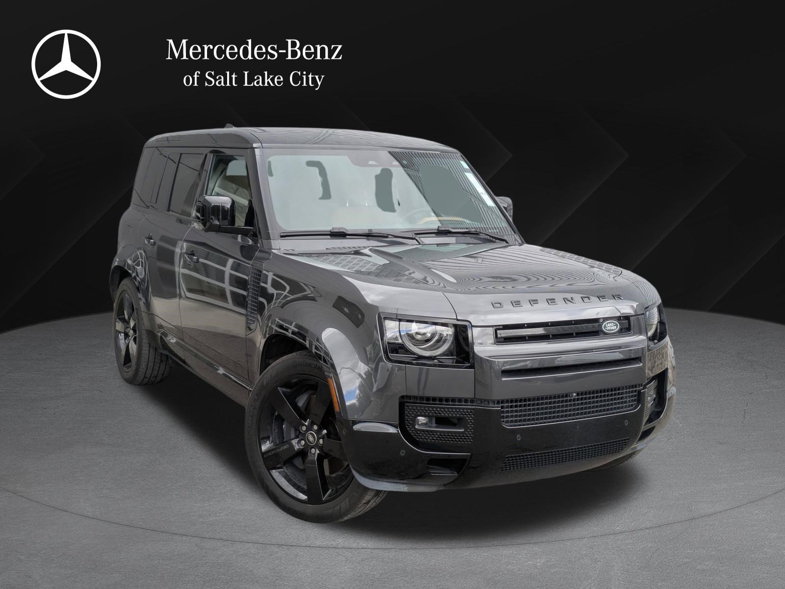 2025 Land Rover Defender 110 X-Dynamic SE P500's photo