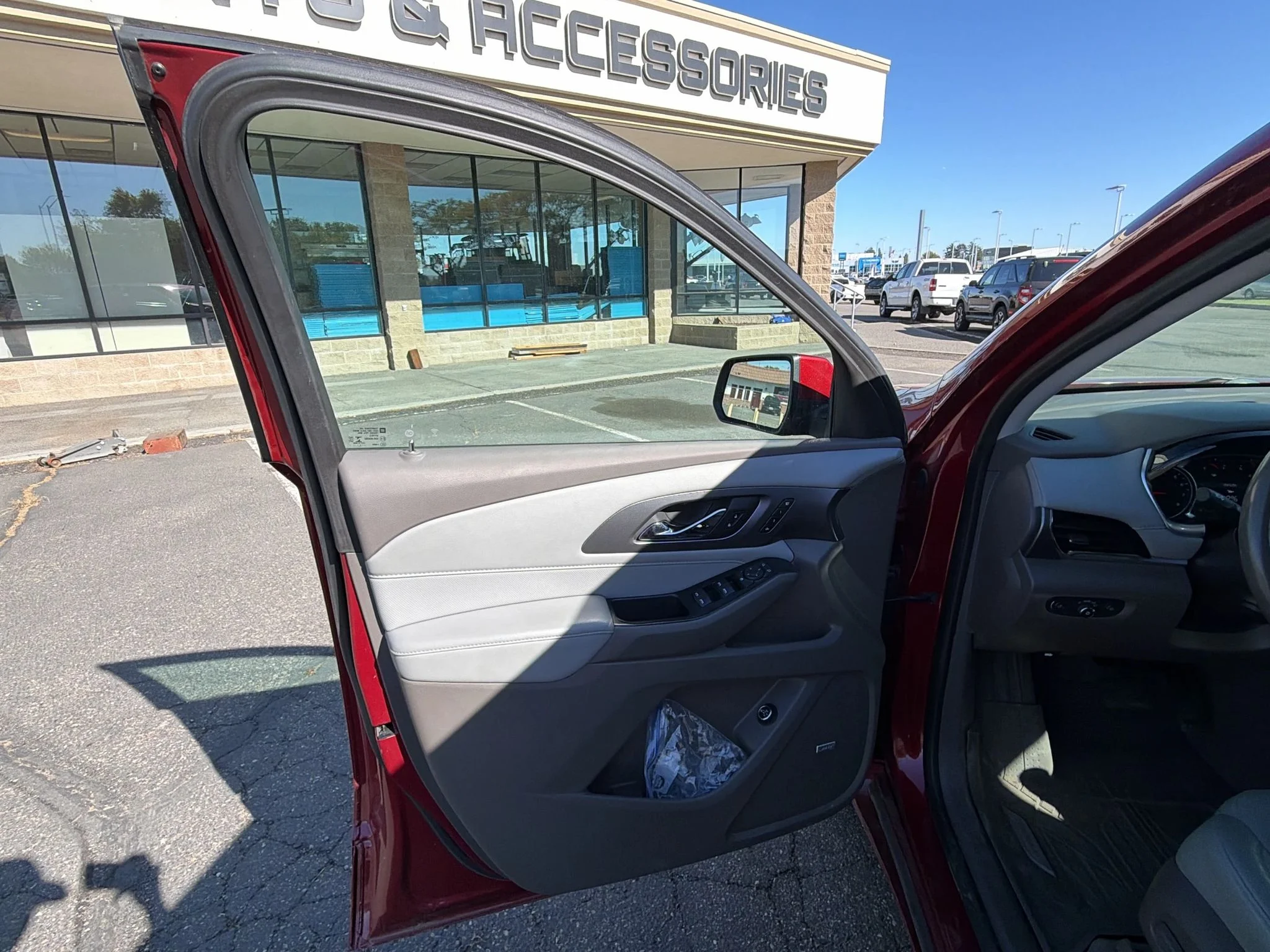 Used 2021 Cajun Red Tintcoat Chevrolet Premier image 17