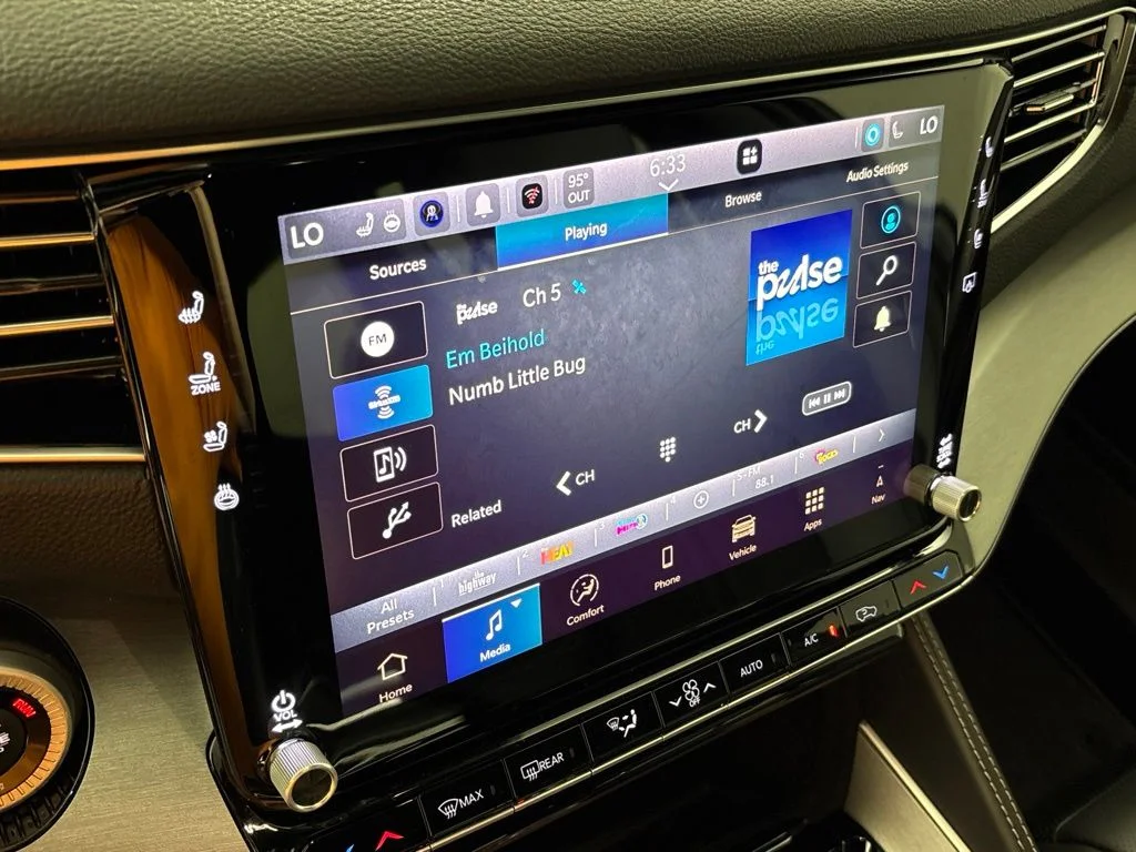 New 2026 Black Jeep Limited Altitude image 39