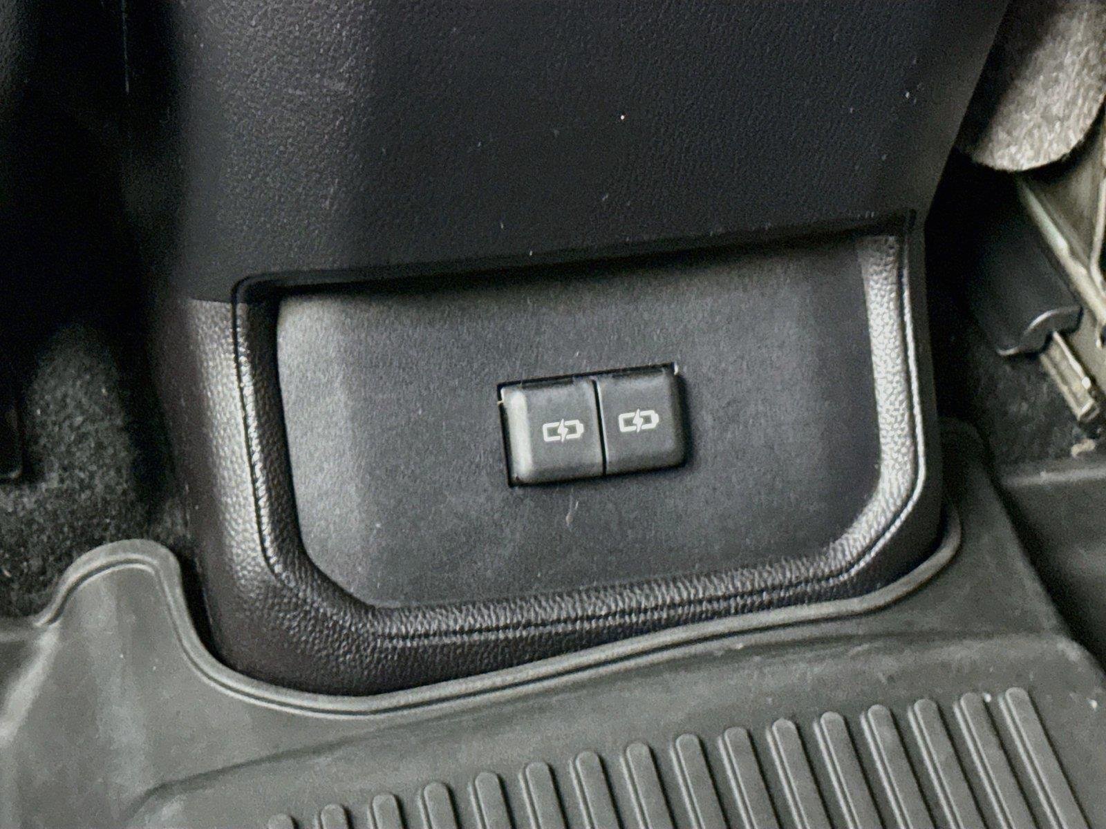 Used 2022 Midnight Black Metallic Toyota XSE image 38