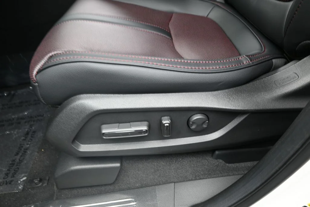 New 2026 Platinum White Pearl Honda Black Edition image 12