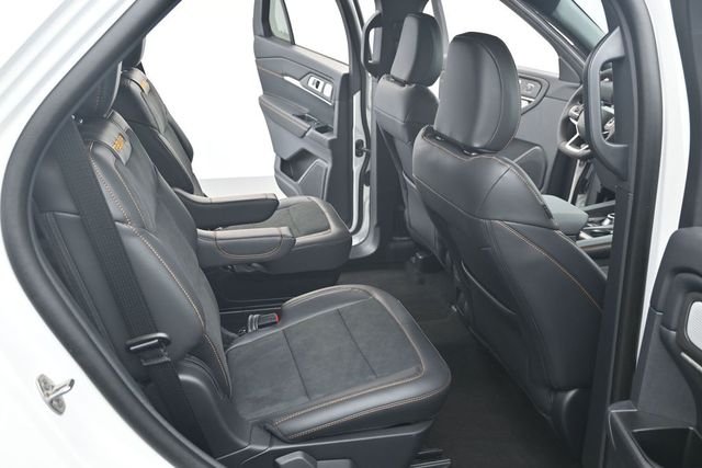 New 2026 Star White Metallic Tri-Coat Ford Tremor® image 88