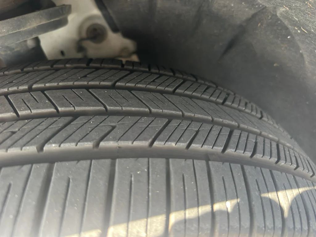 Used 2019 IRIDESCENT PEARL TRICOAT Chevrolet LT Cloth image 5
