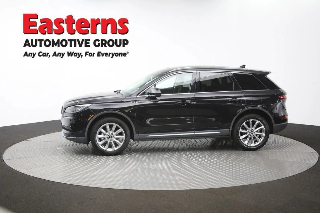 Used 2022 Black Lincoln Standard image 65
