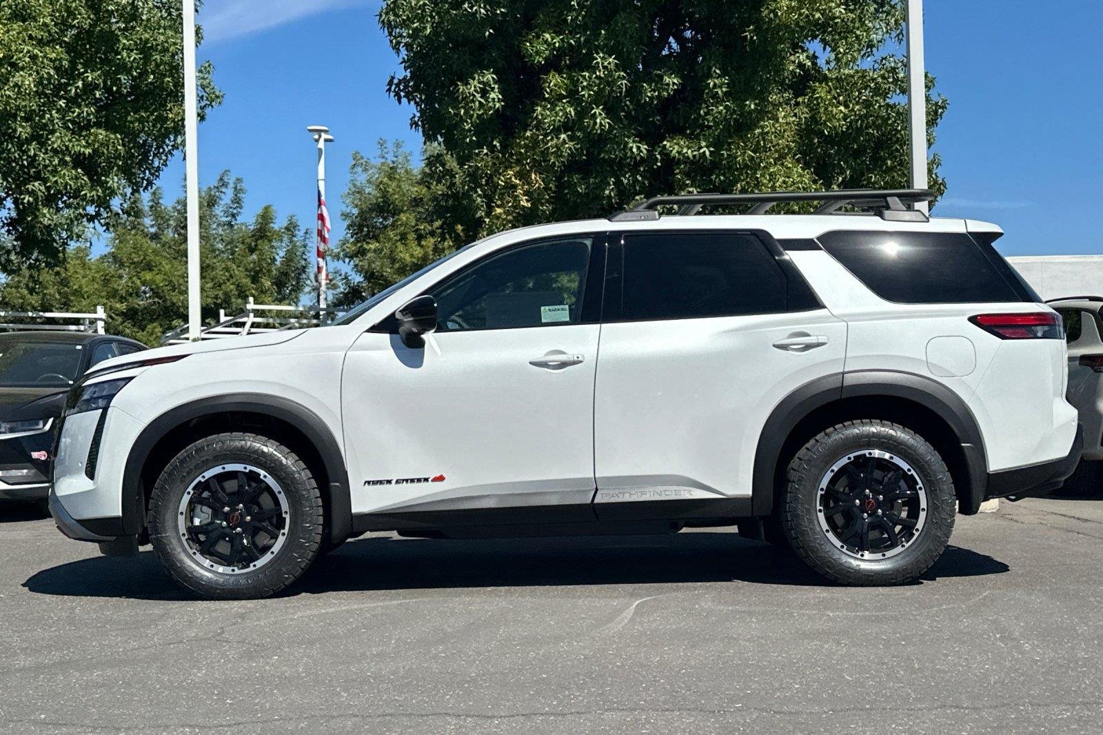 New 2026 Everest White Pearl Tricoat Nissan Rock Creek image 6