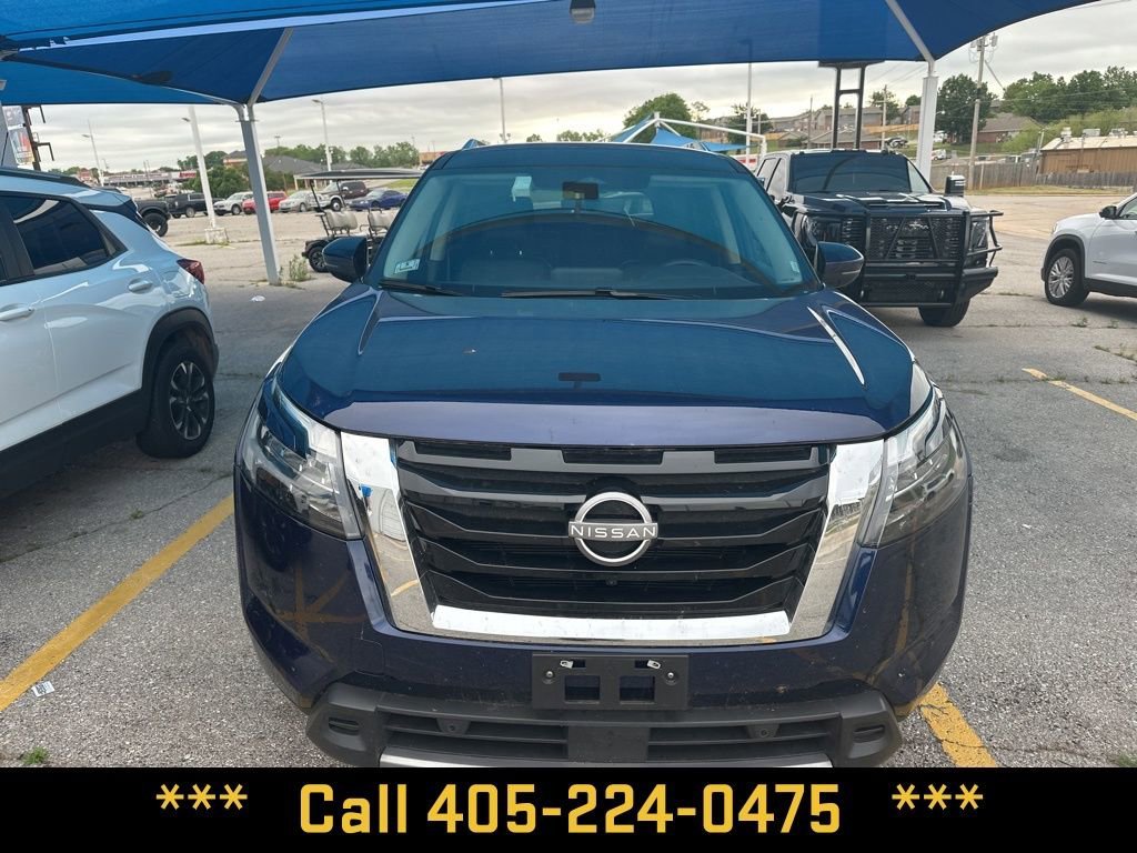 Used 2025  Nissan SL image 38