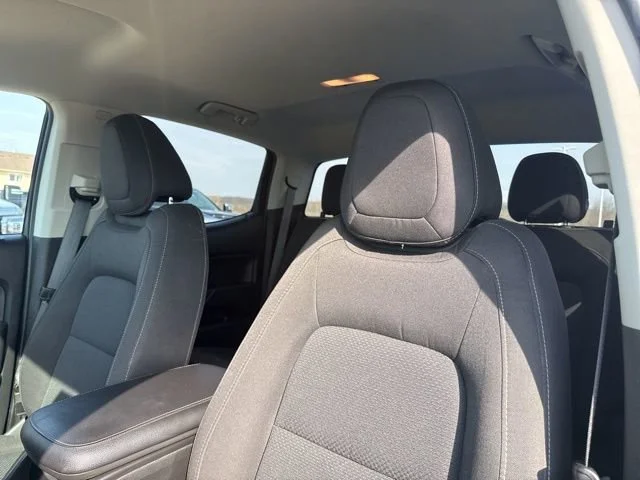 2022 Chevrolet Colorado LT - Photo 17