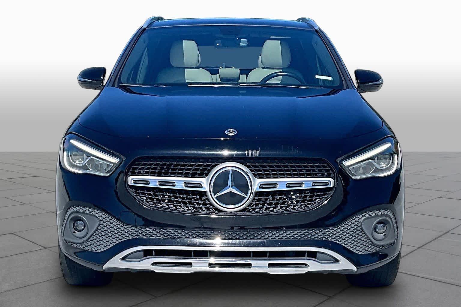 Used 2021 Night Black Mercedes-Benz GLA 250 image 4