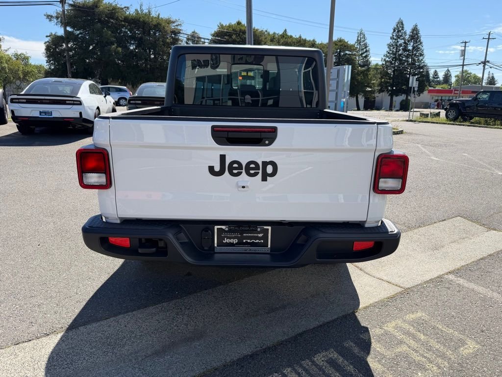 New 2026 Bright White Clear-Coat Exterior Paint Jeep Sport image 4