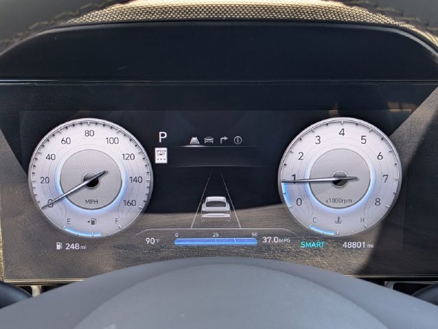 Used 2025 Gray Hyundai SEL Convenience image 19