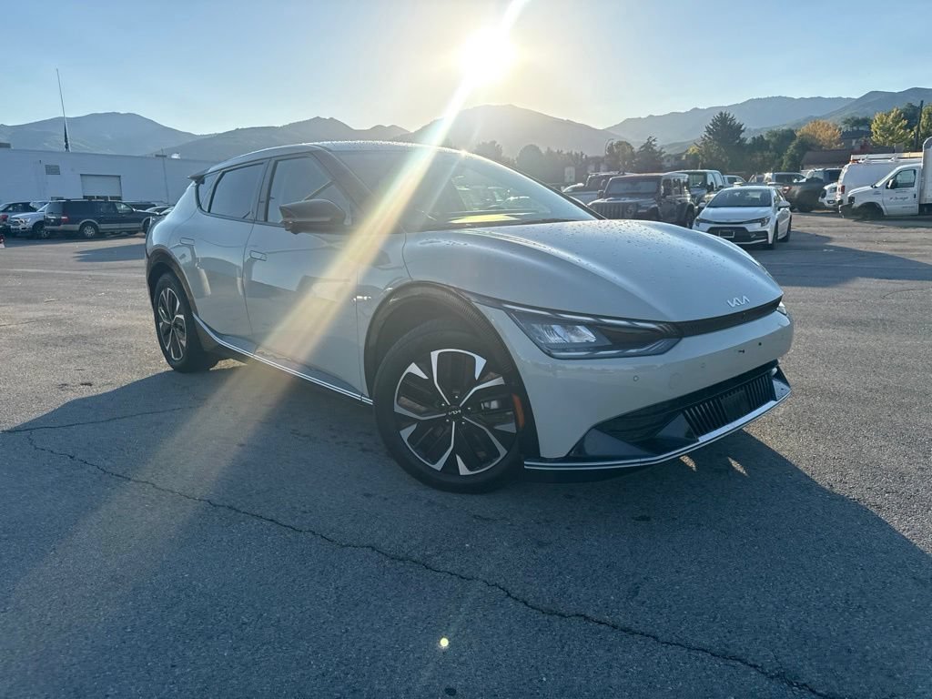 Used 2024 Kia EV6 Wind with VIN KNDC3DLC0R5211622 for sale in Bountiful, UT