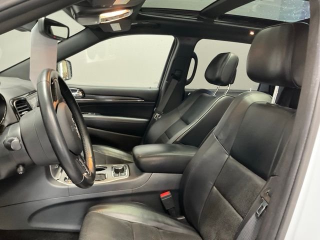 Used 2019 Bright White Clearcoat Jeep High Altitude image 15