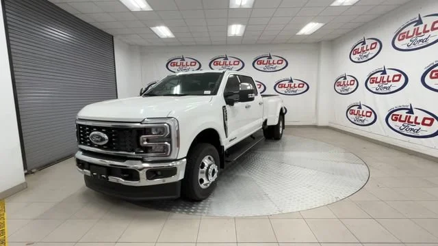 New 2026 Star White Metallic Tri-Coat Ford King Ranch image 7