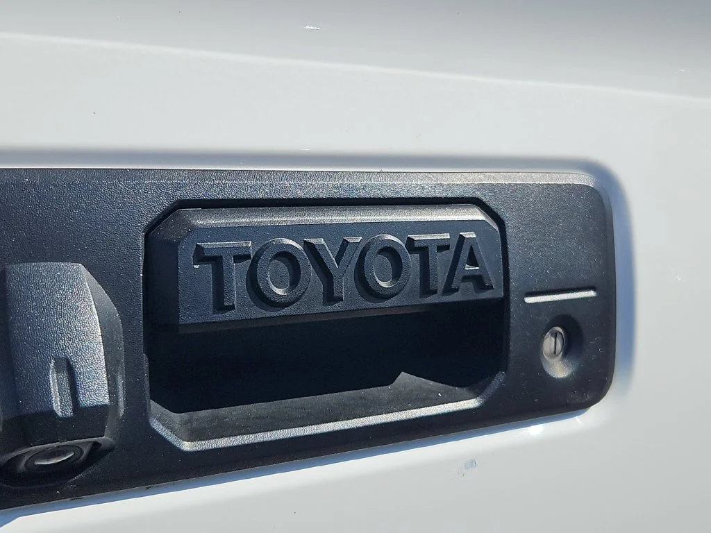 Used 2021 Super White Toyota SR image 25
