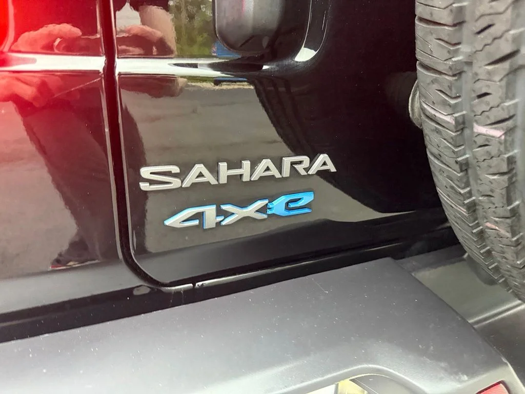 Used 2025 Black Jeep Sahara 4xe image 46
