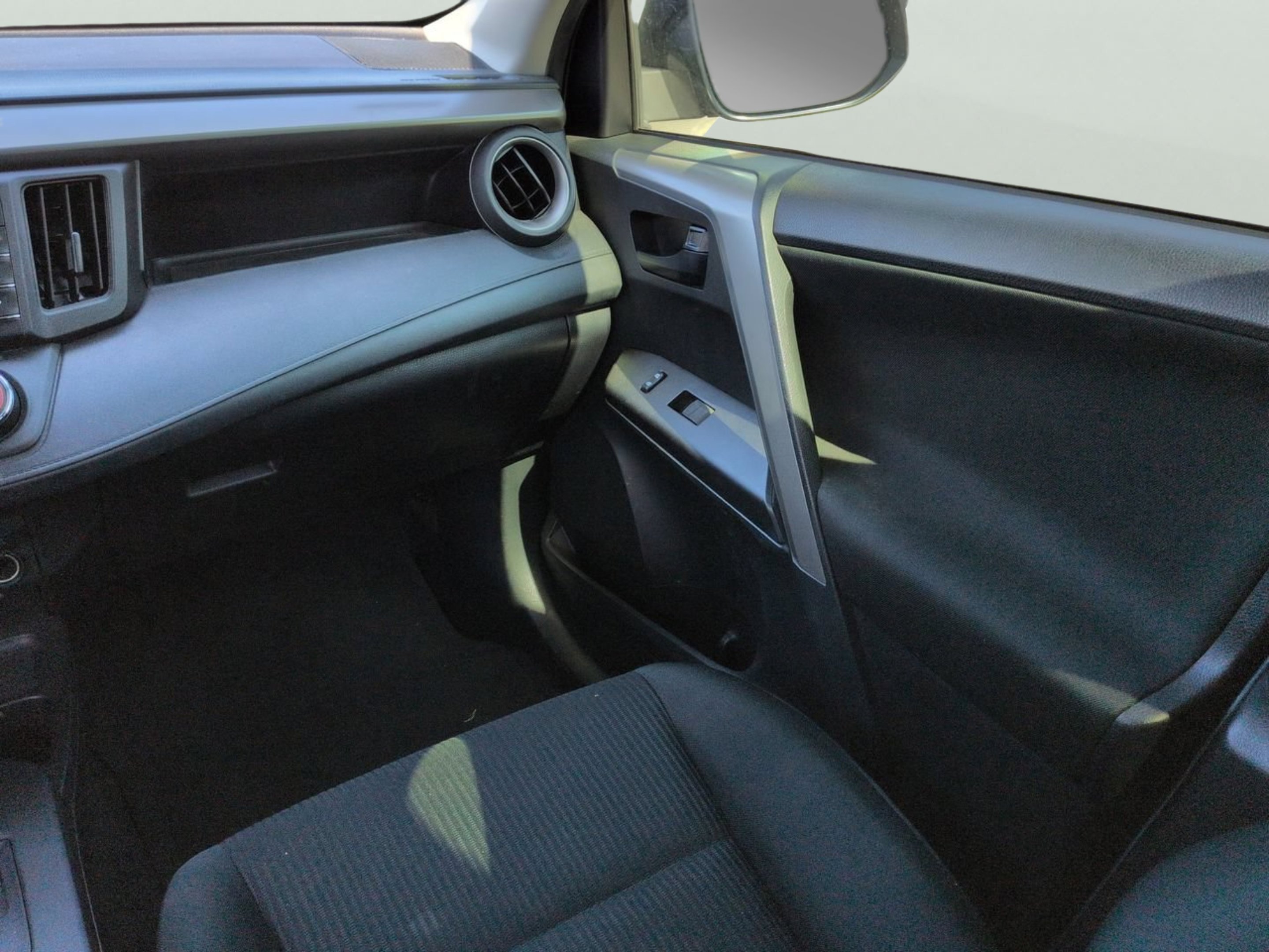 Used 2018 Black Currant Toyota LE image 14