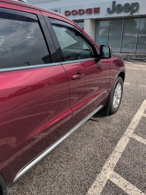 Used 2023 Red Dodge SXT image 9