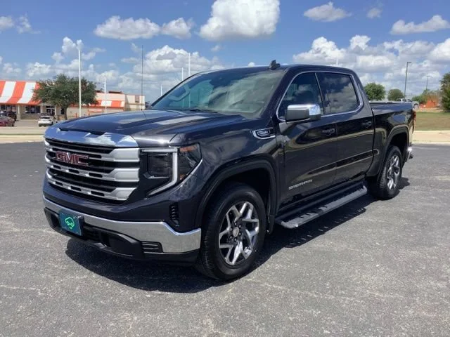 Certified Pre-Owned 2026 GMC Sierra 1500 SLE