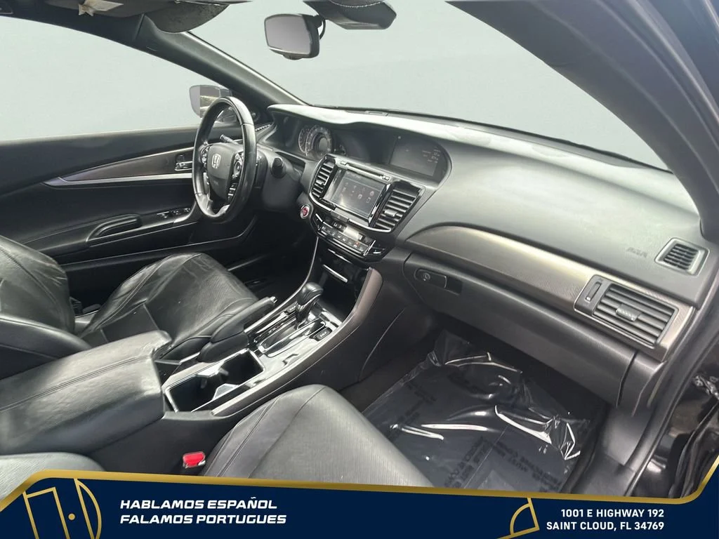 Used 2017 Black Honda EX-L V6 image 24