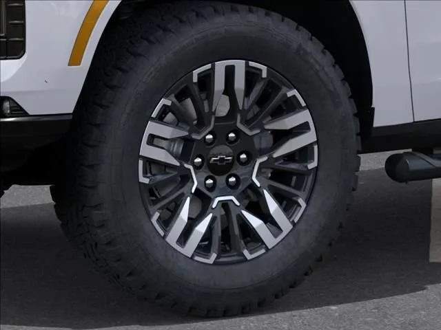 New 2026 Summit White Chevrolet Z71 image 9