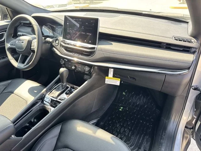 New 2026 Silver Jeep Latitude image 15