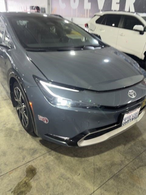 2024 Toyota Prius Prime XSE's photo
