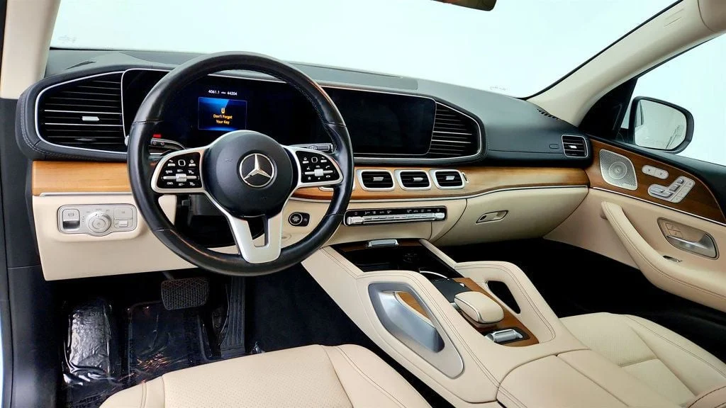 Used 2022 Polar White Mercedes-Benz GLS 450 4MATIC® SUV w/ Warmth & Comfort Pkg & Panorama Roof image 12