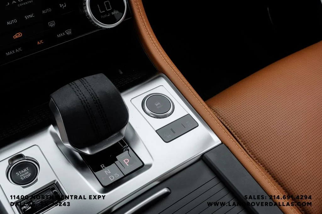 2026 Jaguar F-Pace R-Dynamic S - Photo 33