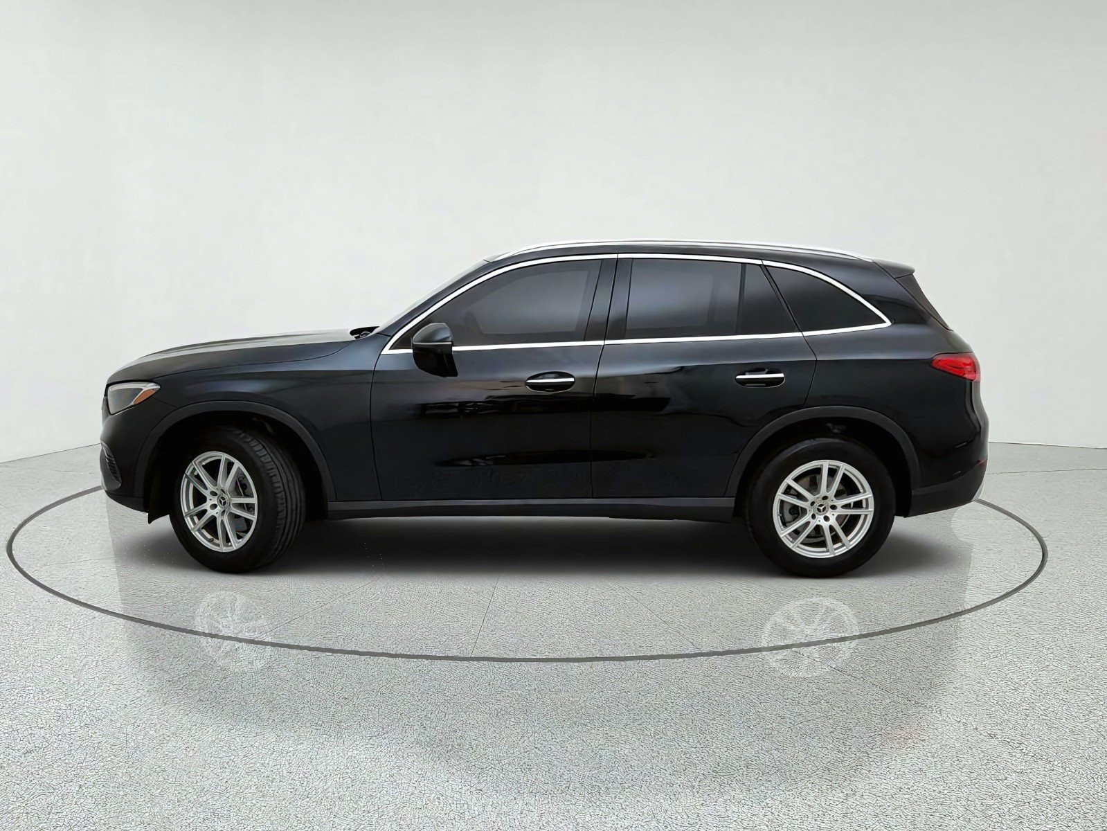 Used 2023 Black Mercedes-Benz GLC 300 image 14