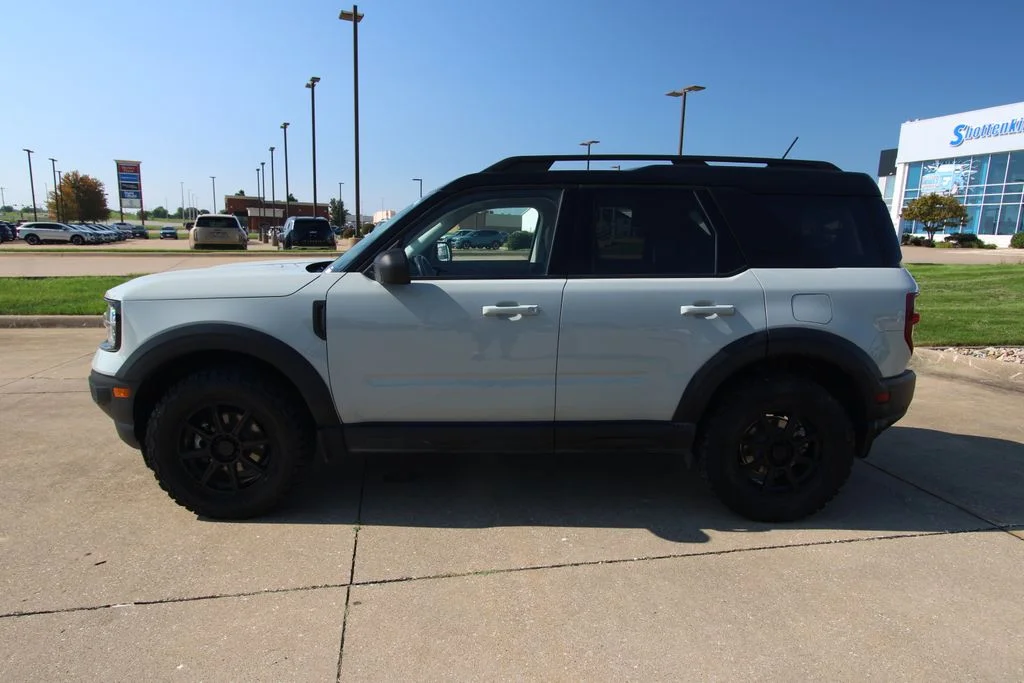 Used 2021  Ford Outer Banks image 17