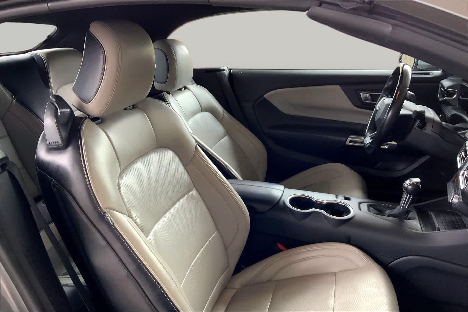 Used 2024 Iconic Silver Ford EcoBoost Premium image 8