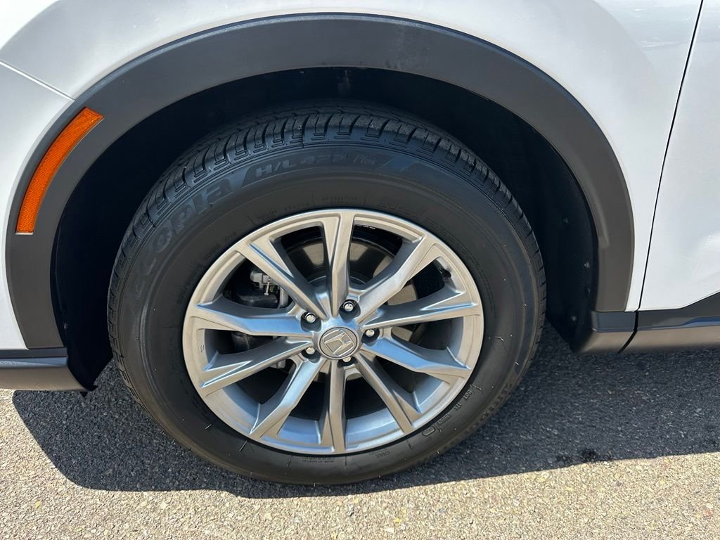 Used 2025 White Honda EX image 9