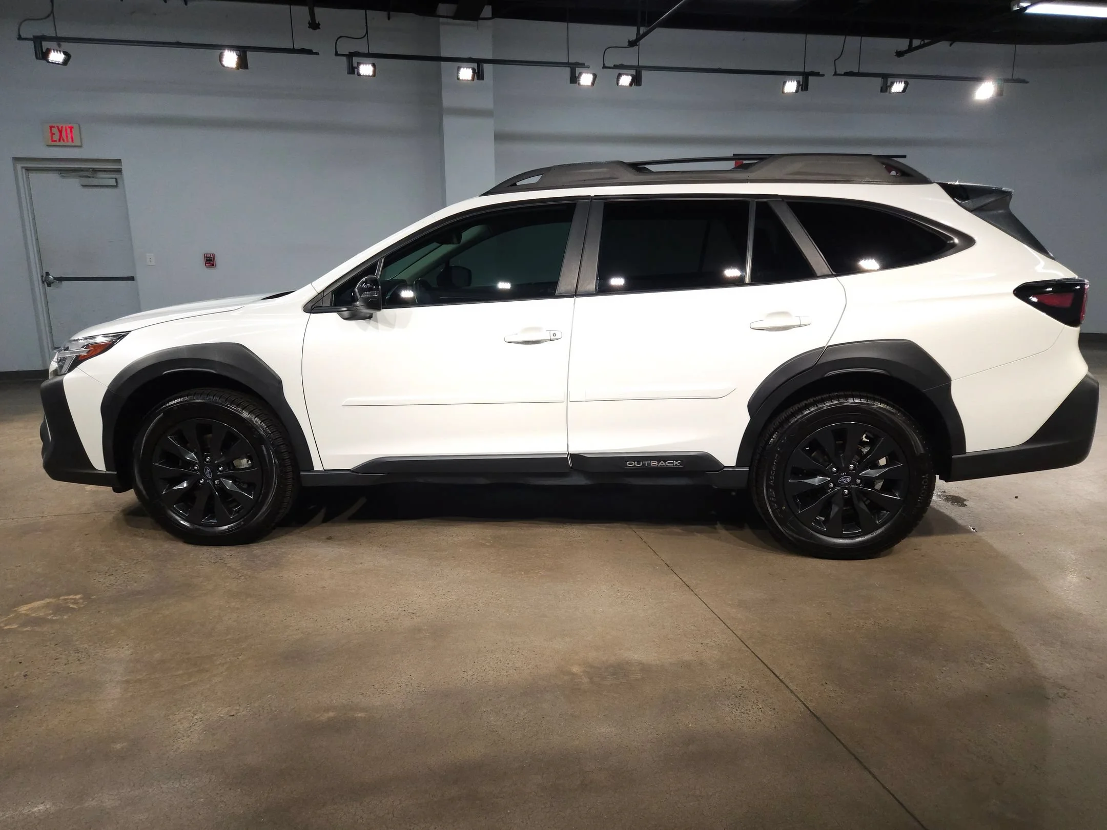 Used 2024 Crystal White Pearl Subaru Onyx Edition XT image 4