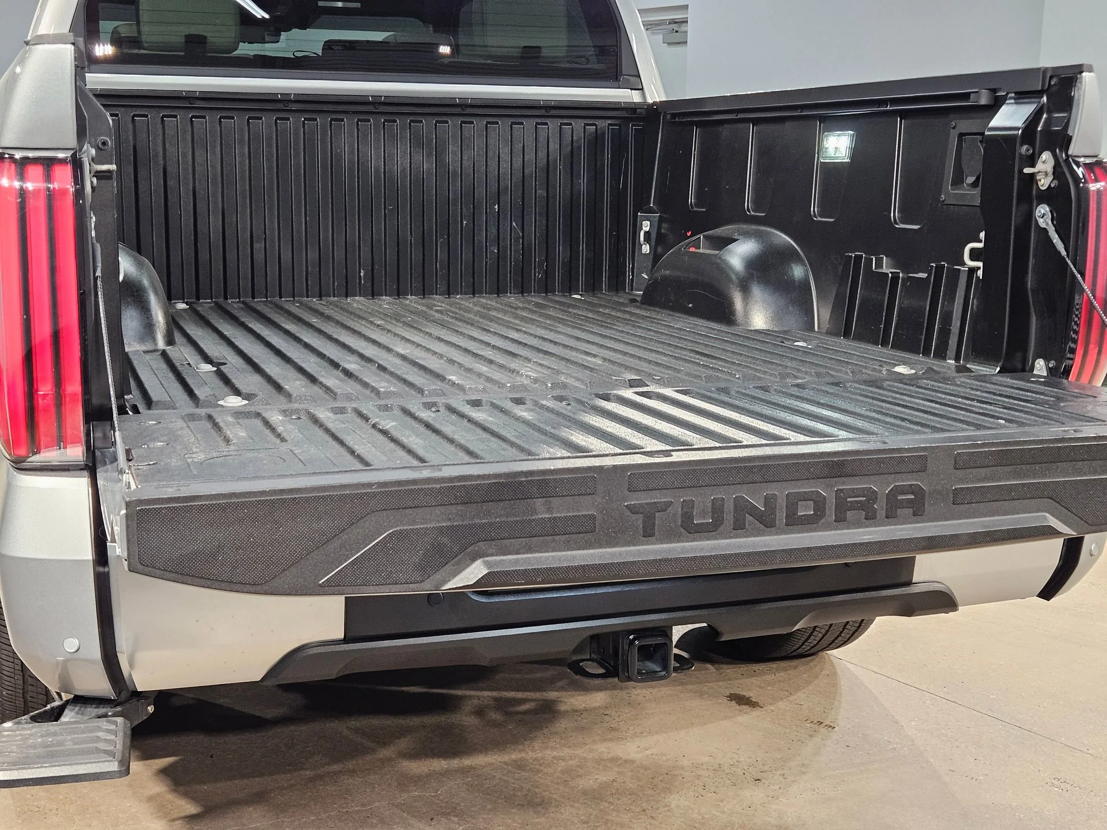 2024 Toyota Tundra Capstone - Photo 18