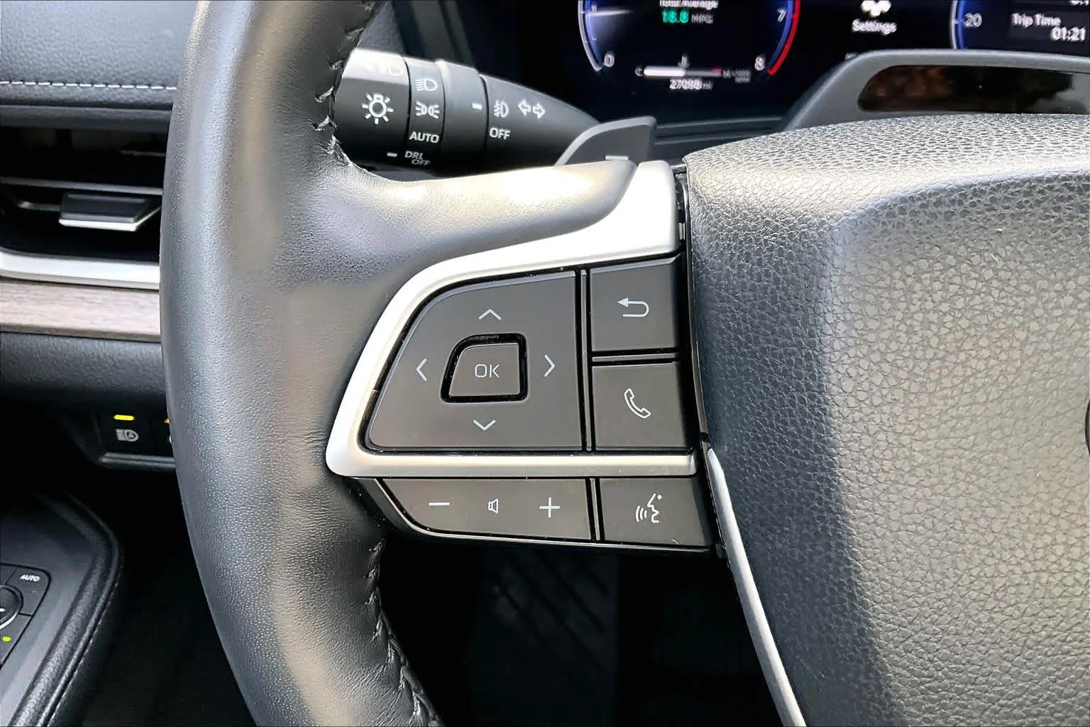 Certified Used 2024 Coastal Cream Toyota Platinum image 23
