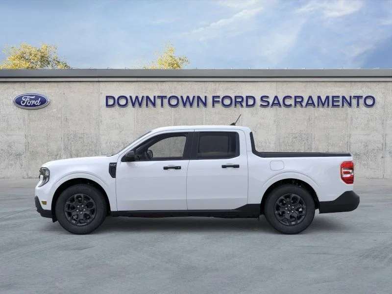 New 2025 White Ford XLT image 4