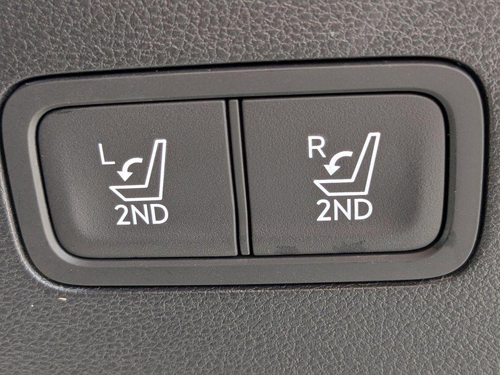 2026 Hyundai Santa Fe SE - Photo 13