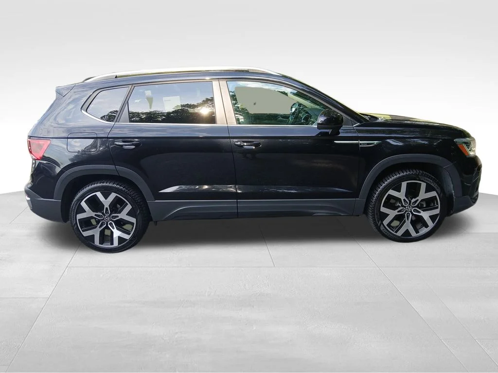 Used 2022 Black Volkswagen 1.5T SEL image 8