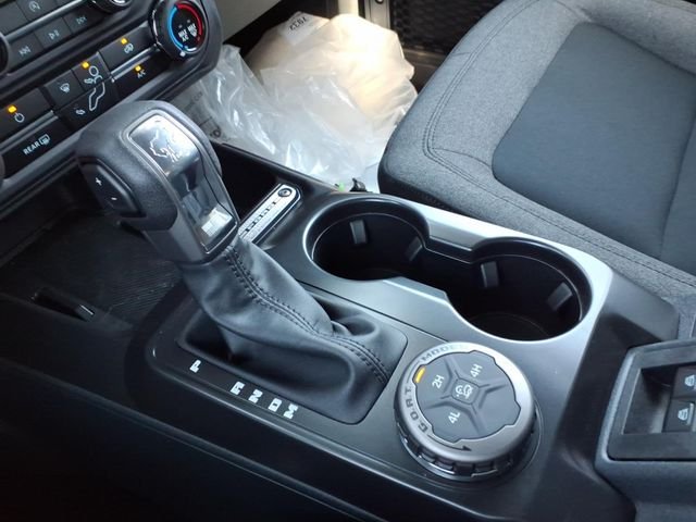 New 2026 Avalanche Gray Ford Big Bend image 25
